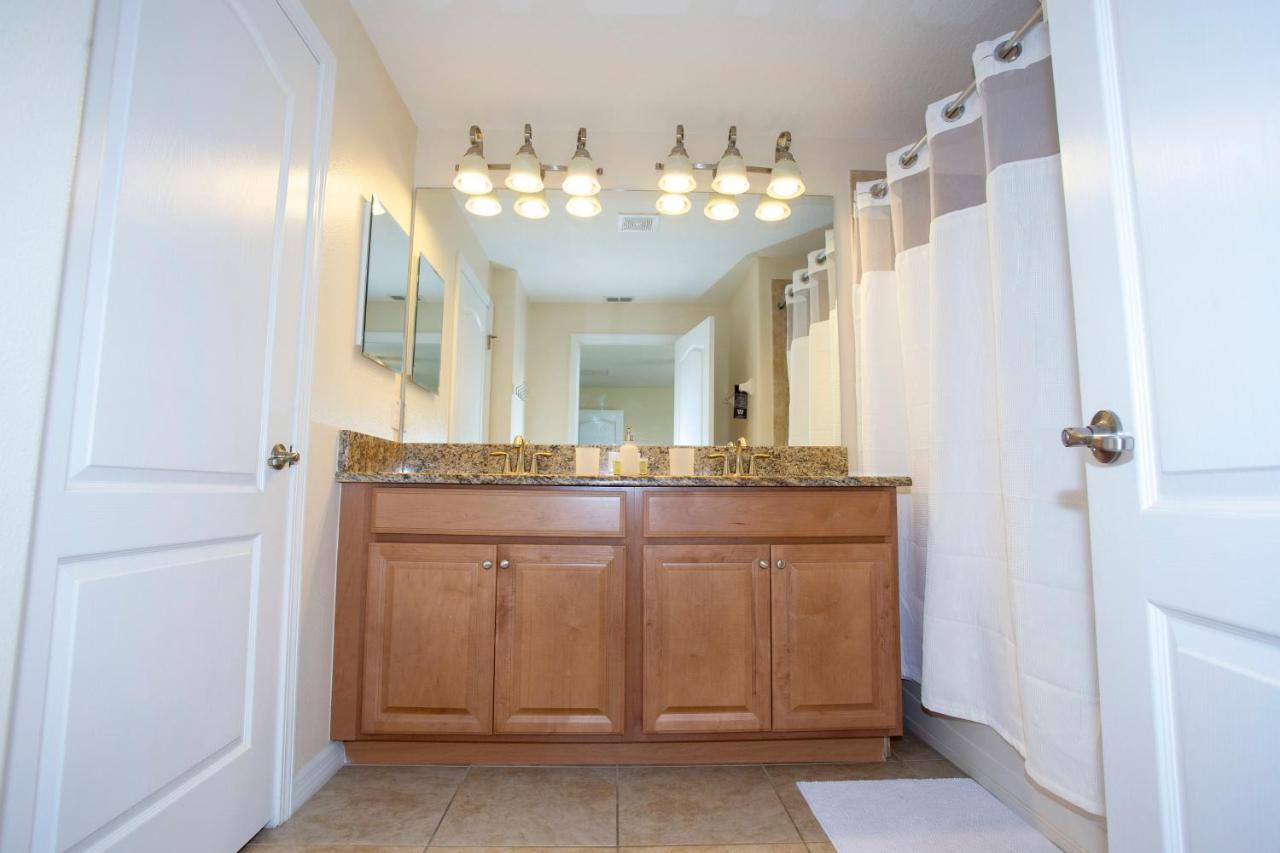 Stunning 4 Bd W/ Pool Close To Disney 8940 Four Corners المظهر الخارجي الصورة
